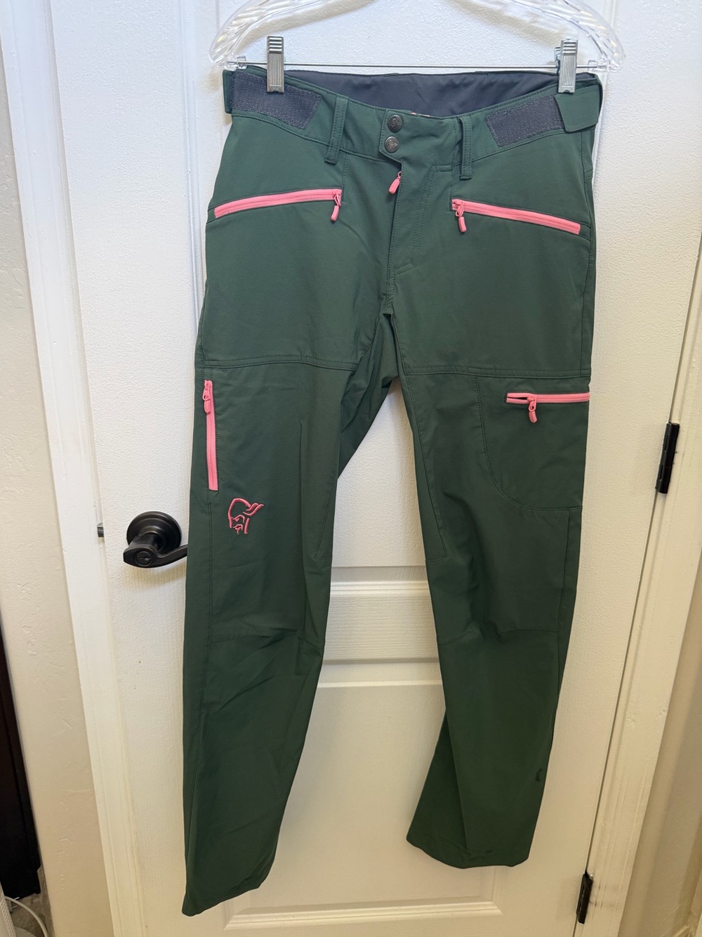 Women’s Norrona Flora Flex 1 pants Sz Small